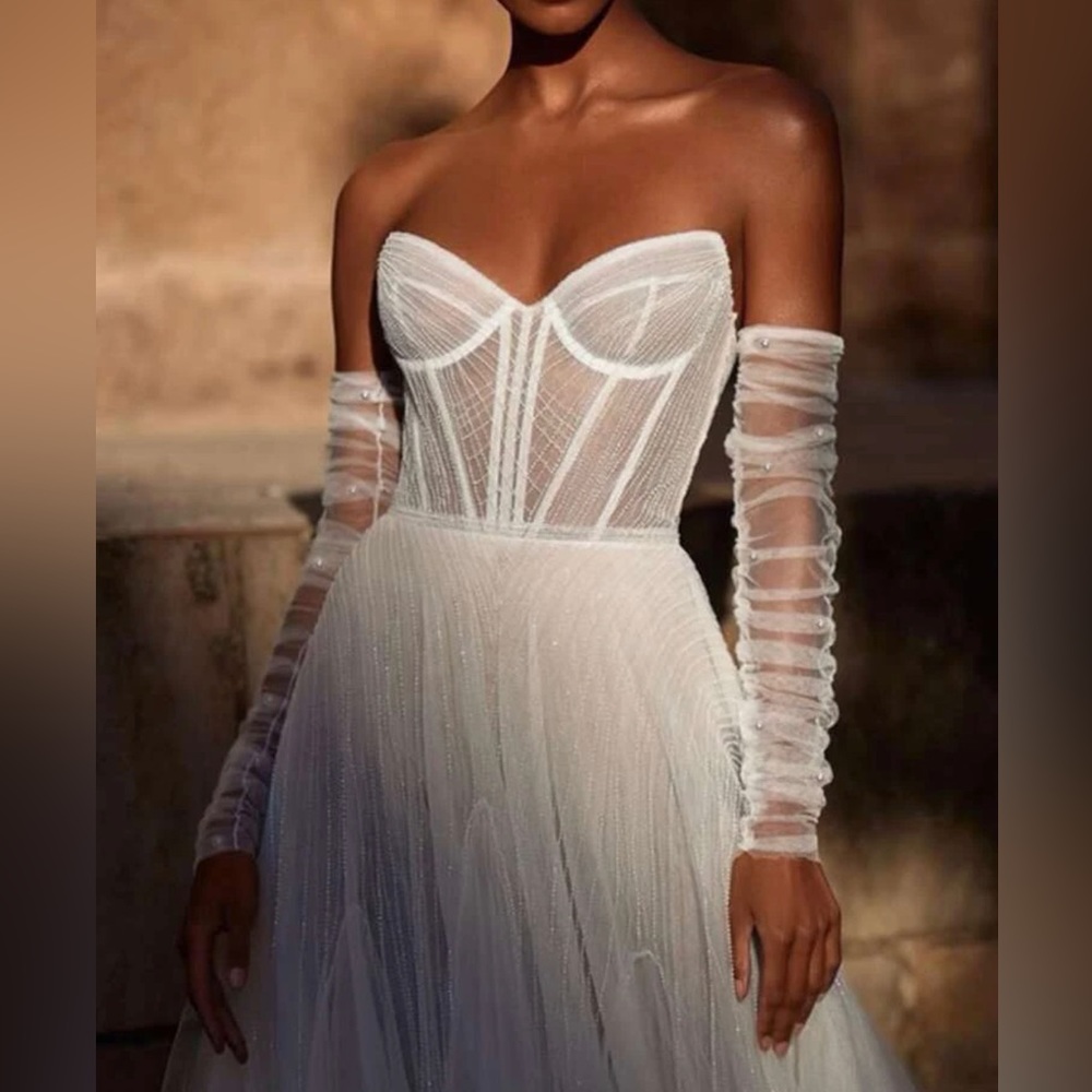 White Sheer Bridal Sleeve Gloves